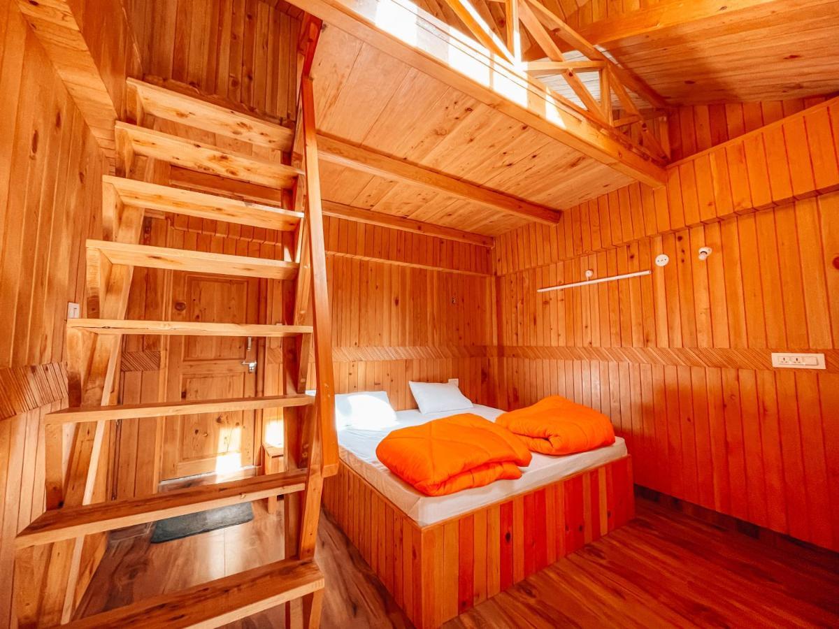 Madpackers Jibhi - Of Streamsides & Waterfalls Exterior foto